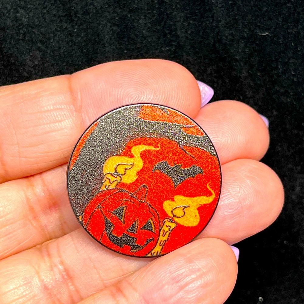 Sweet pumpkin/Halloween pin-NEW